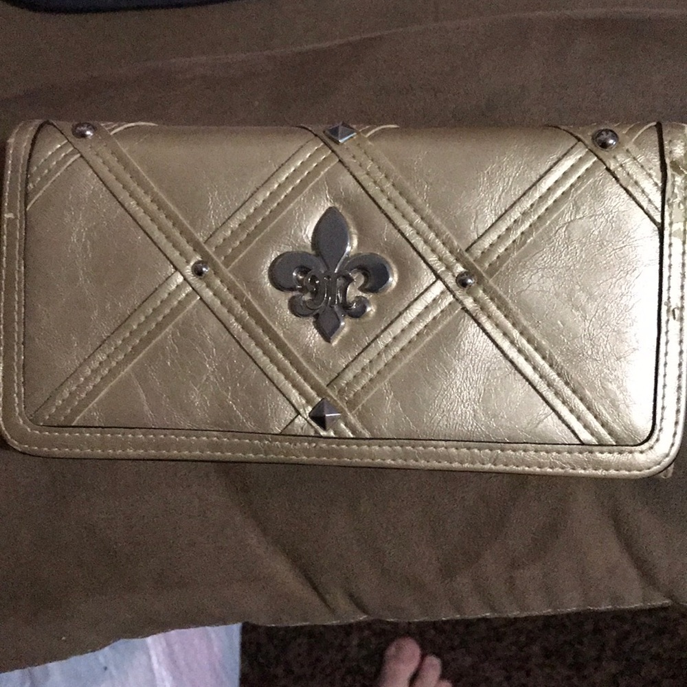 Miss me wallet